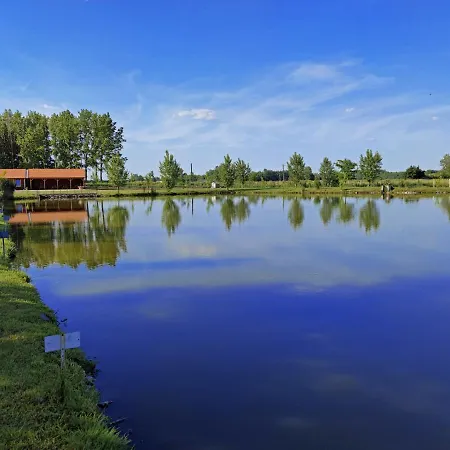 Nemeth Vendeghaz -torkos Fogado